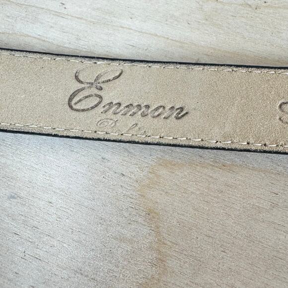 Enmon Women’s Belt Black Burnished Leather Thin Silver Buckle Western Small - Picture 3 of 6